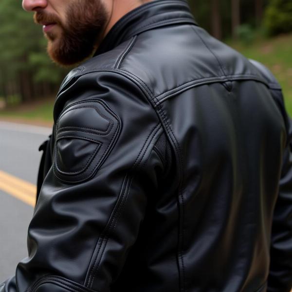 Blouson cuir moto offrant une protection optimale sur la route