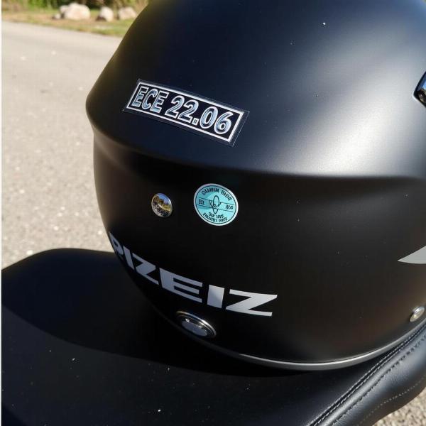 Casque moto homologué