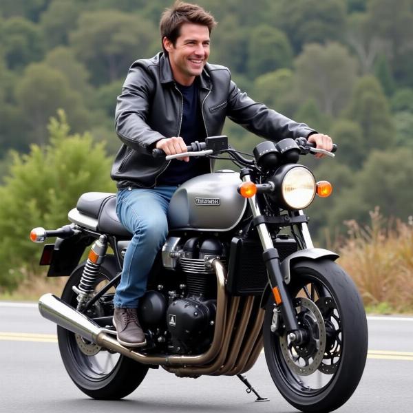 Tom Cruise sur une Triumph Street Triple